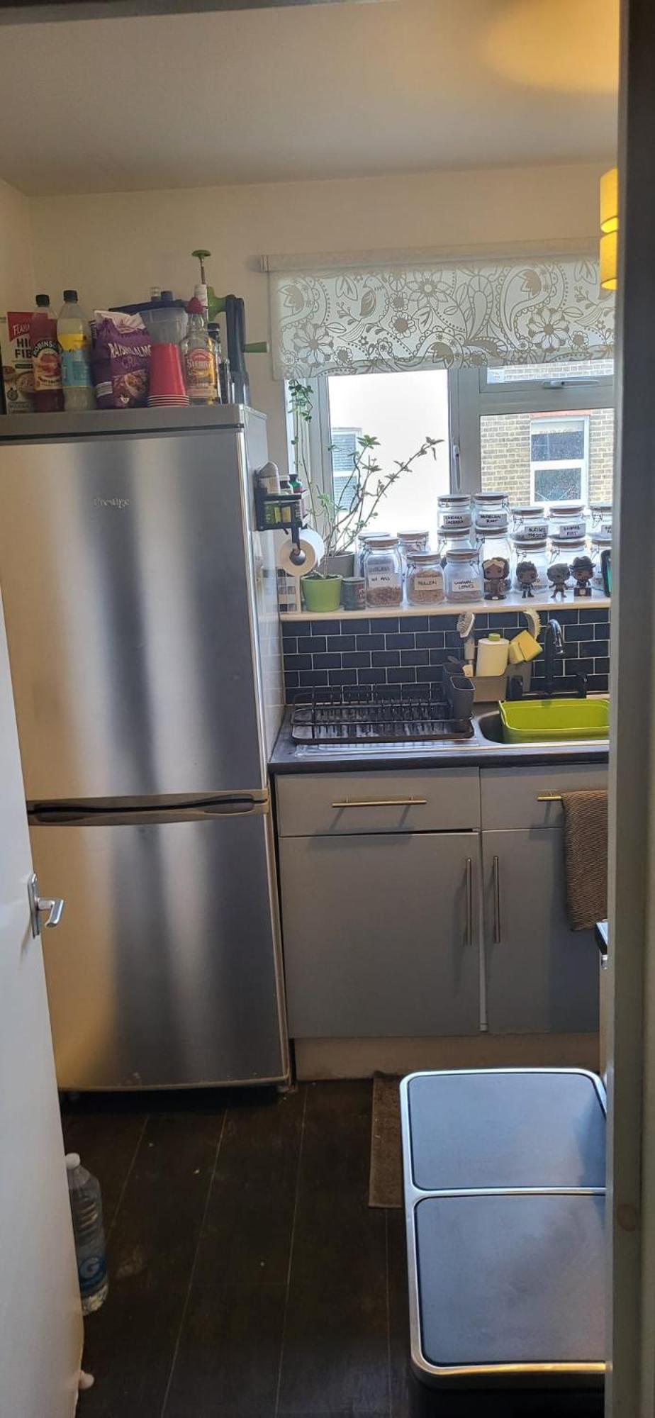 1 Bedroom Flat 27 Mins To Victoria *